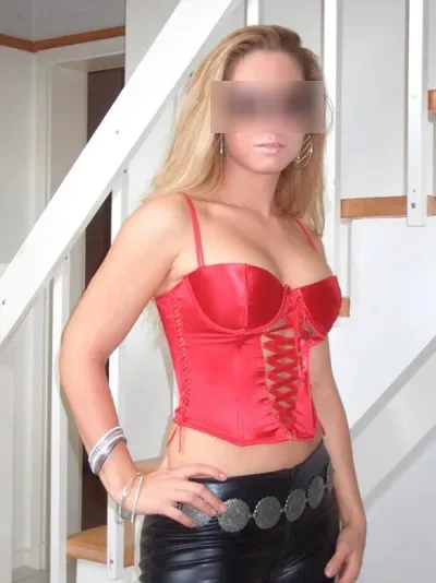 Nina, 45 år